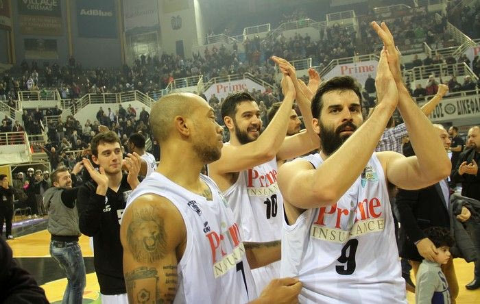 Οταν “αντιδρά” στο τελευταίο λεπτό…