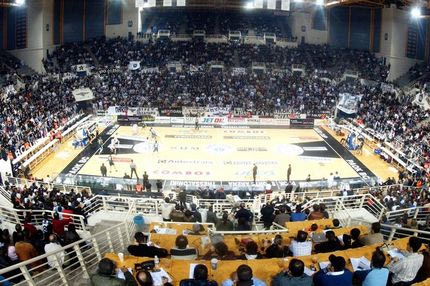 O ΠΑΟΚ και η άνοδος των εισιτηρίων του