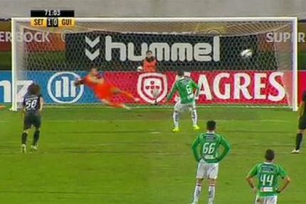 Γκολ αλά Πανένκα ο Πέλκας (VIDEO)