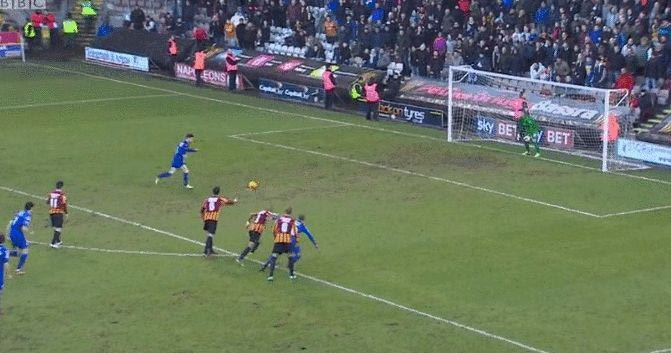 Η πιο παράξενη εκτέλεση πέναλτι (VIDEO)