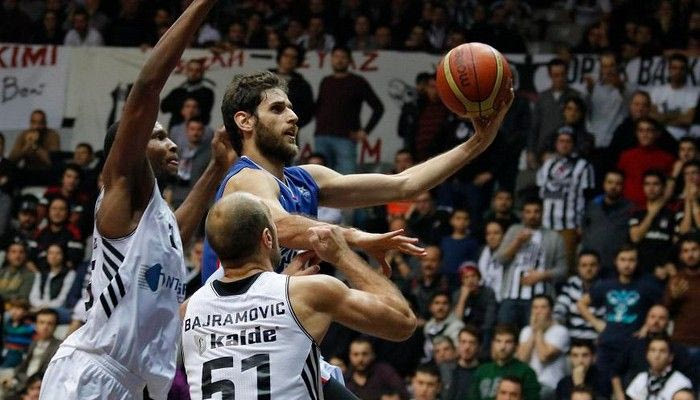 “Καθάρισε” για την Εφές ο εκτελεστής Περπέρογλου. Έχασε εντός η Φενέρμπαχτσε