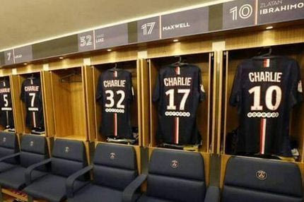 Με το “Charlie” στην πλάτη οι παίκτες της Παρί (PHOTO)