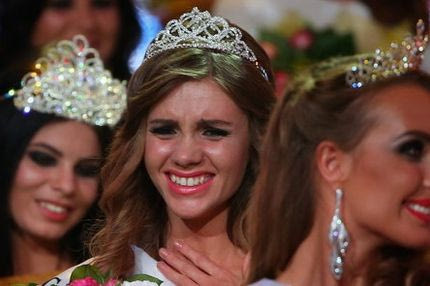 Ρωσίδες καλλονές αλλάζουν τα πλάνα της Ντούισμπουργκ