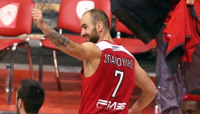 Ο Σπανούλης “εκτελεί” τη Φενέρμπαχτσε (VIDEO)