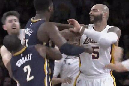 Νεύρα, ένταση και ξύλο στο Λέικερς – Πέισερς (VIDEO)