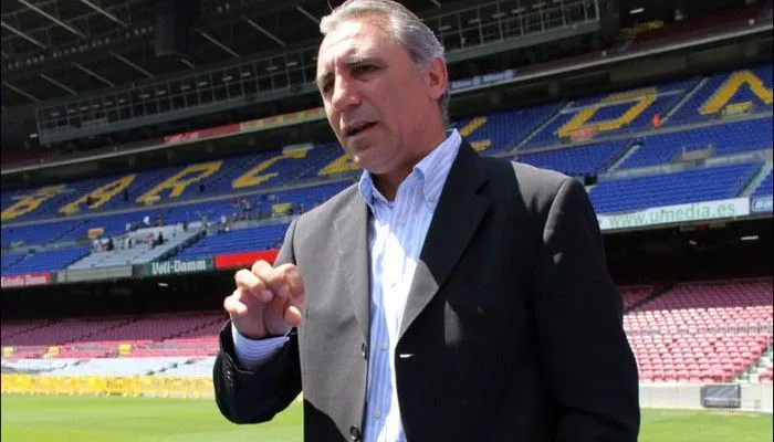 Στόιτσκοφ: “Η Μπαρτσελόνα βρίσκεται σε κατάσταση χάους”