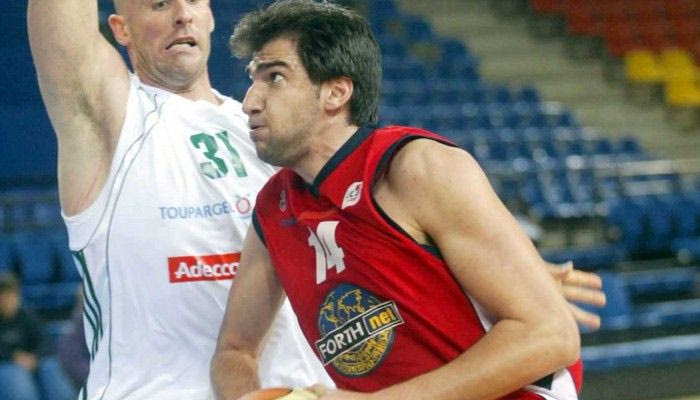 Δέκα ημέρες εκτός ο Ταπούτος