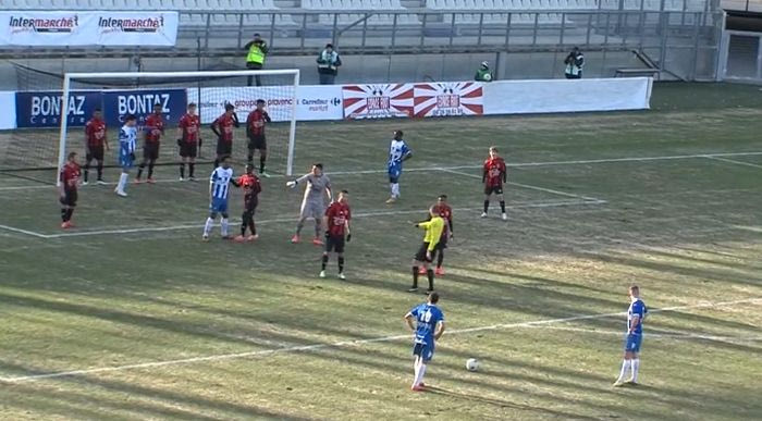 Ανατρέπει τα δεδομένα για το τείχος η Νις (VIDEO)