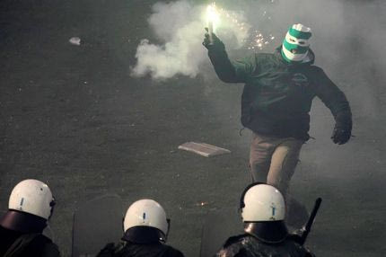 ΝΕΟ VIDEO: Τα επεισόδια στη Λεωφόρο