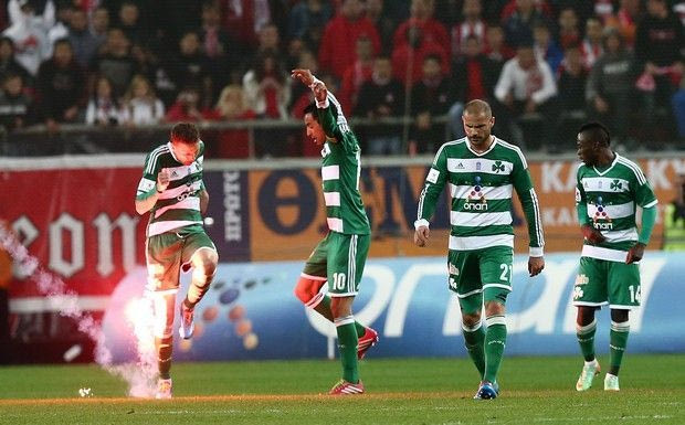 Μπεργκ: “Κι εγώ δέχθηκα φωτοβολίδες στο “Καραϊσκάκη”