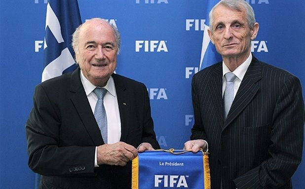 Συναντήθηκε με Μπλάτερ ο Γκιρτζίκης, σειρά έχει ο Πλατινί