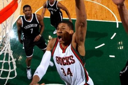 Ρεκόρ ασίστ ο Giannis, ακάθεκτοι οι Μπακς (VIDEOS)