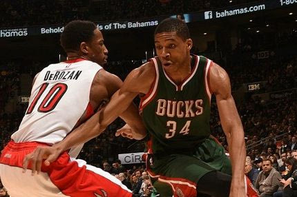 Νέο double-double από τον Αντετοκούνμπο