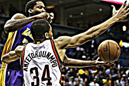 Το VIDEO με το ρεκόρ καριέρας του Αντετοκούνμπο