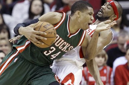 Το VIDEO με το νέο ρεκόρ του Αντετοκούνμπο