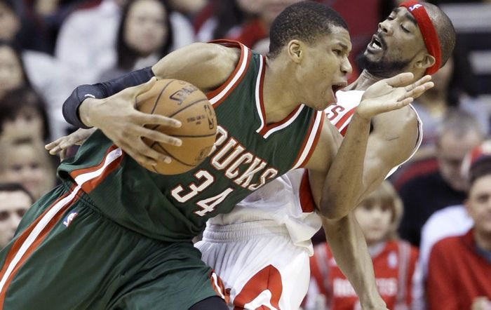 Το VIDEO με το νέο ρεκόρ του Αντετοκούνμπο