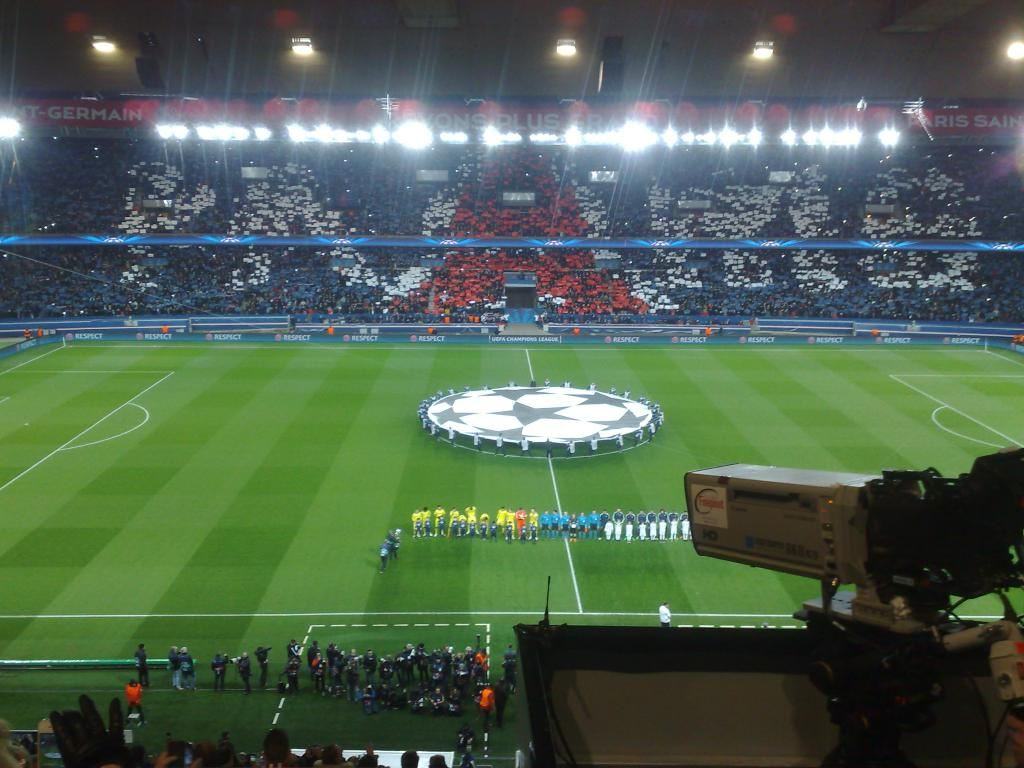 Το coreo των φίλων της Παρί (VIDEO)