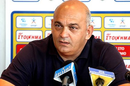 Μπελεβώνης: “Αυτό είναι το ποδόσφαιρο που θέλουν”
