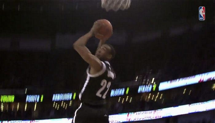 Top10: Απίστευτος “ανεμοστρόβιλος” από τον Μπράουν (VIDEO)