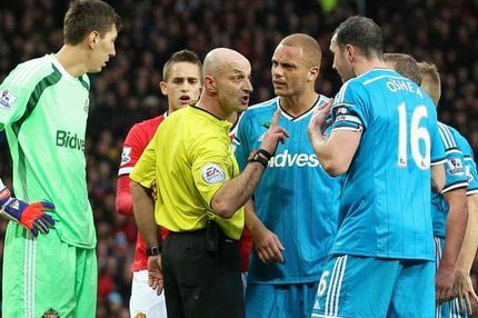 Αποβολή λάθος παίκτη στο Μάντσεστερ Γιουνάιτεντ – Σάντερλαντ! (VIDEO)