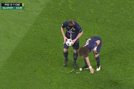 Ο Νταβίντ Λουίζ σβήνει τη γραμμή του σπρέι! (VIDEO)