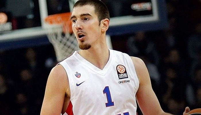 Σάρωσε τον Ιανουάριο ο Ντε Κολό