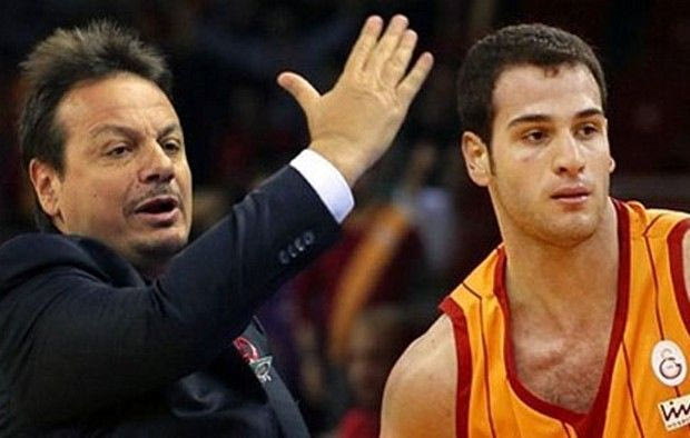 Στο πλευρό του Ουράλ η Γαλατάσαραϊ