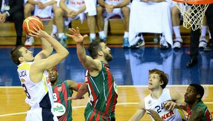 Γύρισε από την κόλαση η Φενέρ και πάει για κούπα