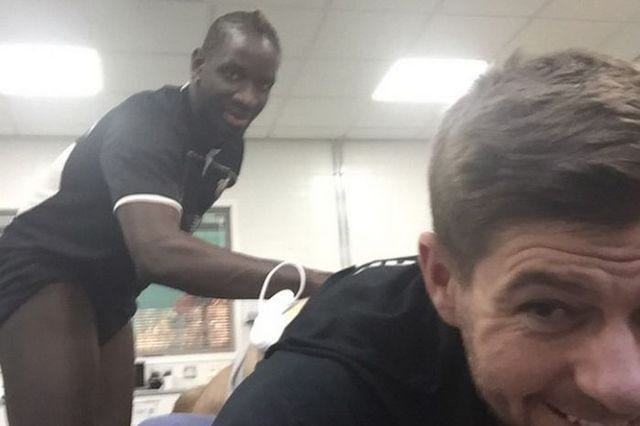 Φυσιοθεραπευτής για χάρη του Τζέραρντ ο Σακό (PHOTO)