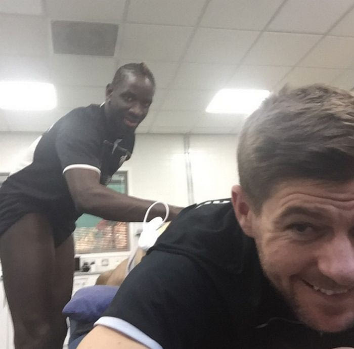 Φυσιοθεραπευτής για χάρη του Τζέραρντ ο Σακό (PHOTO)