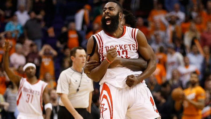 Κλείστηκε στο ασανσέρ ο Χάρντεν