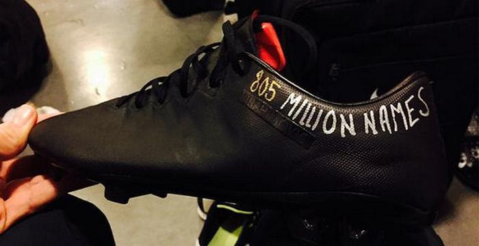 Τα παπούτσια της… πείνας του Ιμπραχίμοβιτς (PHOTO)