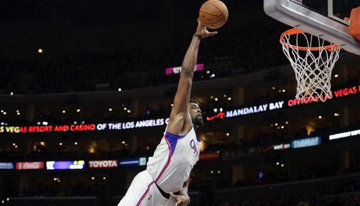 Νίκη για Θάντερ και Κλίπερς με “διαστημικούς” Ιμπάκα, Γουέσμπρουκ και Τζόρνταν (VIDEO)