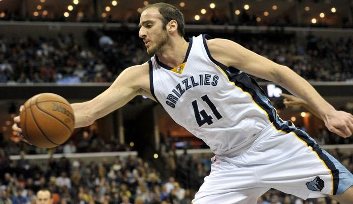 “Χαστούκι” στην Ατλάντα με Κουφό οι Γκρίζλις