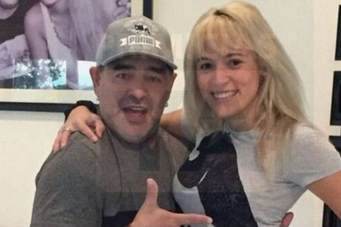 Το λίφτινγκ του Μαραντόνα (PHOTO)