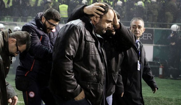 Υποκρισία με κόκκινους και πράσινους κόκκους