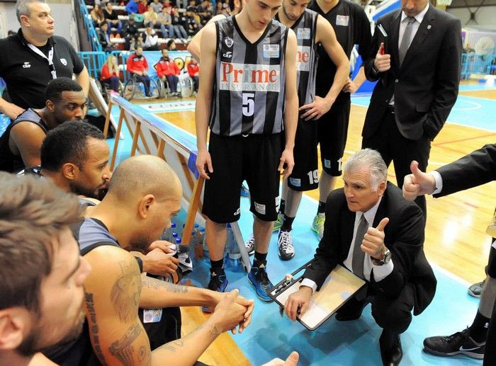 Αγγίζει το ρεκόρ νικών με τον Μαρκόπουλο στον πάγκο