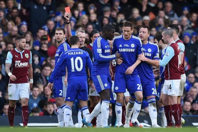 Ο Μάτιτς αποβλήθηκε γιατί ο Μπαρνς πήγε να του σπάσει το πόδι! (VIDEO)