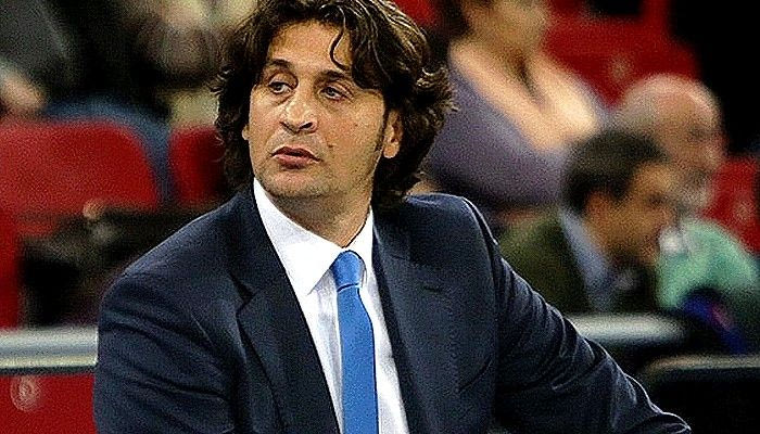 O Νικόλα στη Λιέτουβος Ρίτας