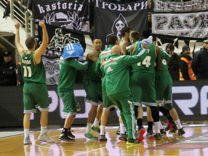 Το τρομερό buzzer-beater του Γιάνκοβιτς στο “Παλατάκι” (VIDEO)