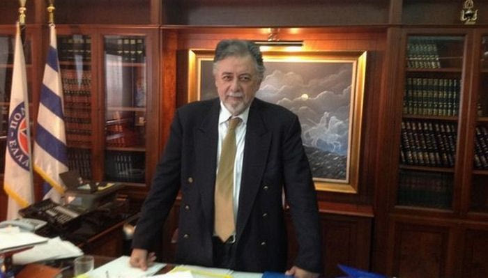 Πανούσης: “Η Αστυνομία δεν έχει θέση στα γήπεδα”