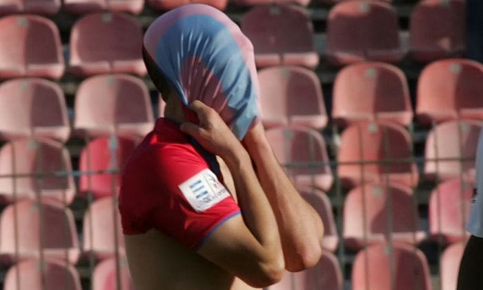 Κακουργηματική δίωξη σε ποδοσφαιριστή για παράνομο στοιχηματισμό