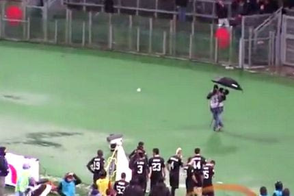 Οργή κατά των παικτών από τους οπαδούς της Ρόμα (VIDEO)