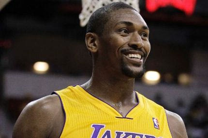 Επέστρεψε στους Λέικερς ο Αρτέστ