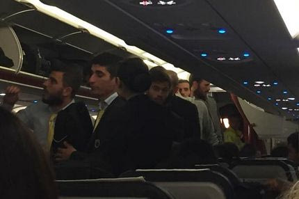 Πέταξαν μαζί η ποδοσφαιρική ΑΕΚ και ο μπασκετικός Παναθηναϊκός