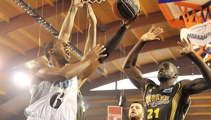 Σόου ΑΕΚ και Βεζένκοφ!