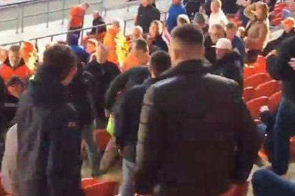 Έπεσε χοντρό ξύλο στο Μπλάκπουλ-Λιντς (VIDEO)