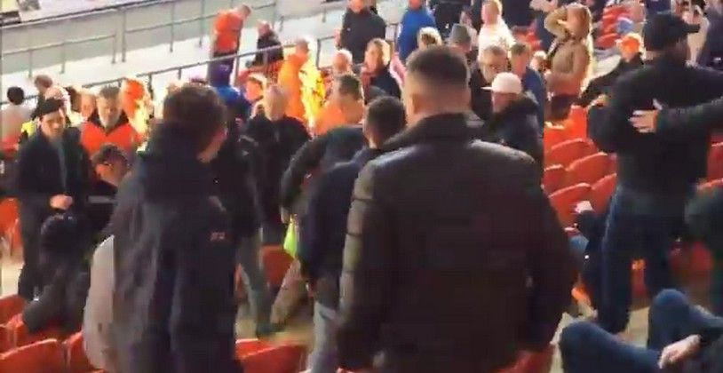 Έπεσε χοντρό ξύλο στο Μπλάκπουλ-Λιντς (VIDEO)