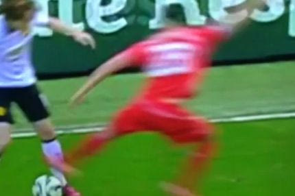 O Μπλιντ έστειλε για… τσάι τον Τσαν (VIDEO)