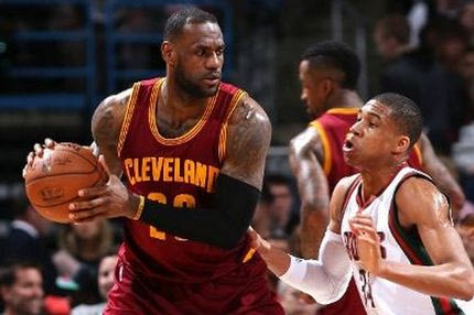 Πόσα να κάνει o Giannis; Ασταμάτητος ο King James (VIDEO)